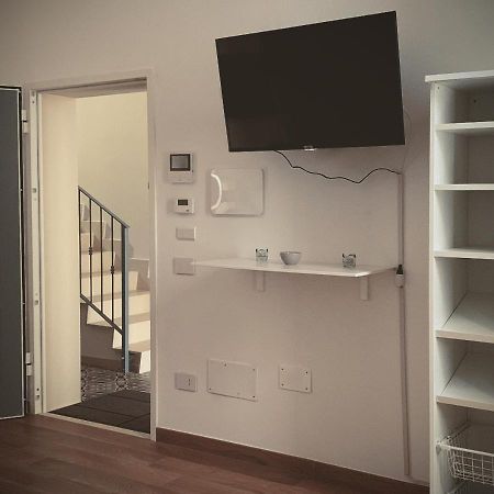 Satyria Apartments タラント エクステリア 写真